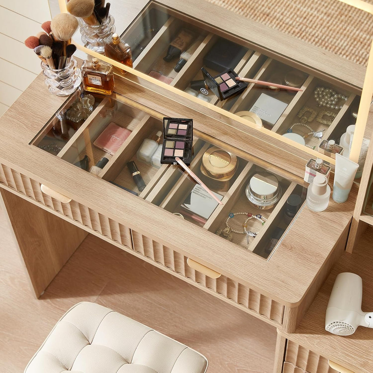 Furnny VSC1 SmartLEDMirror Makeup Vanity  with EU ChargingPorts/GlassTop/Cabinet